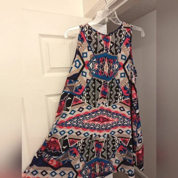 42 pops sleeveless tunic top size large - Picture 2 of 4